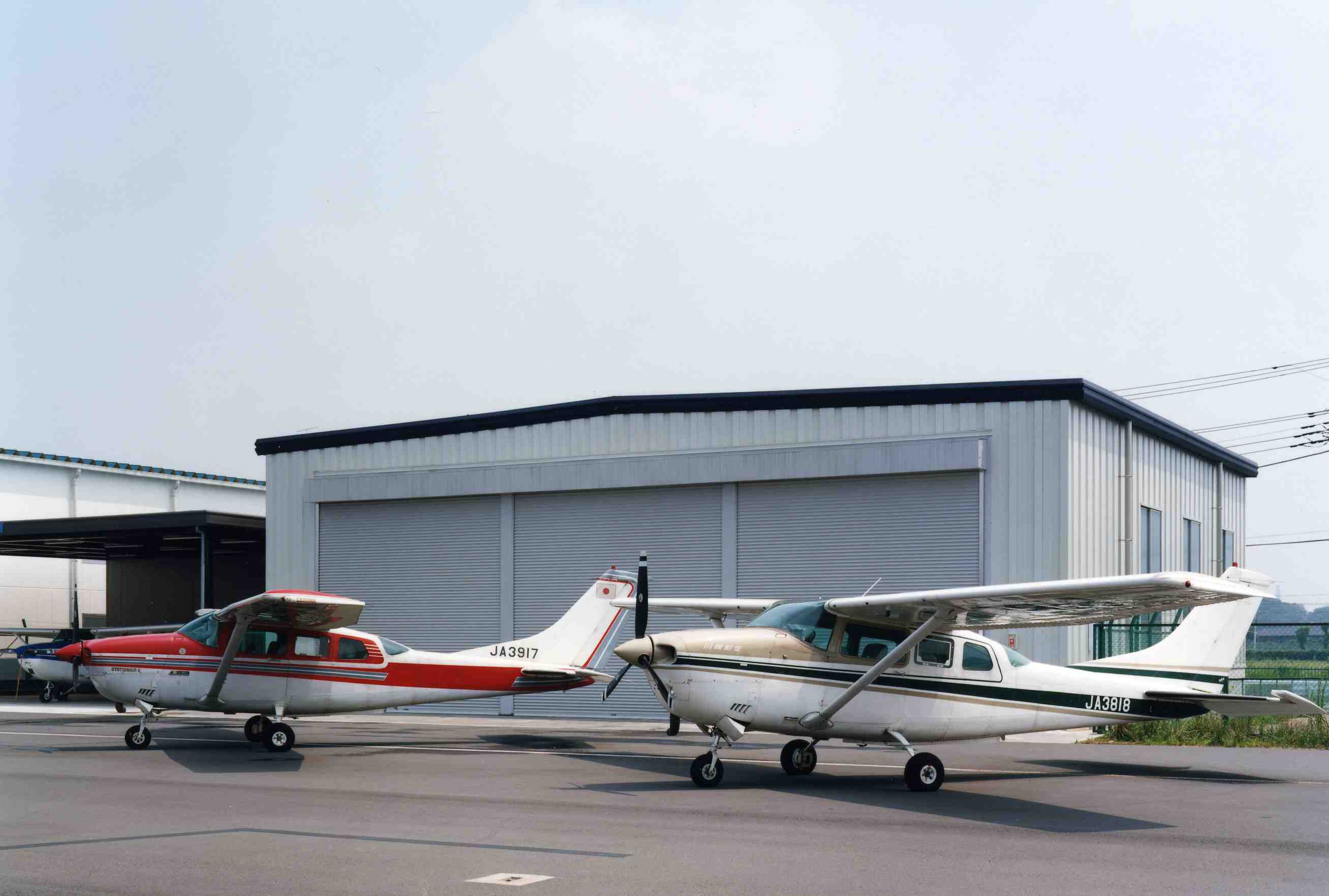 川崎航空㈱　格納庫及び事務所新築工事